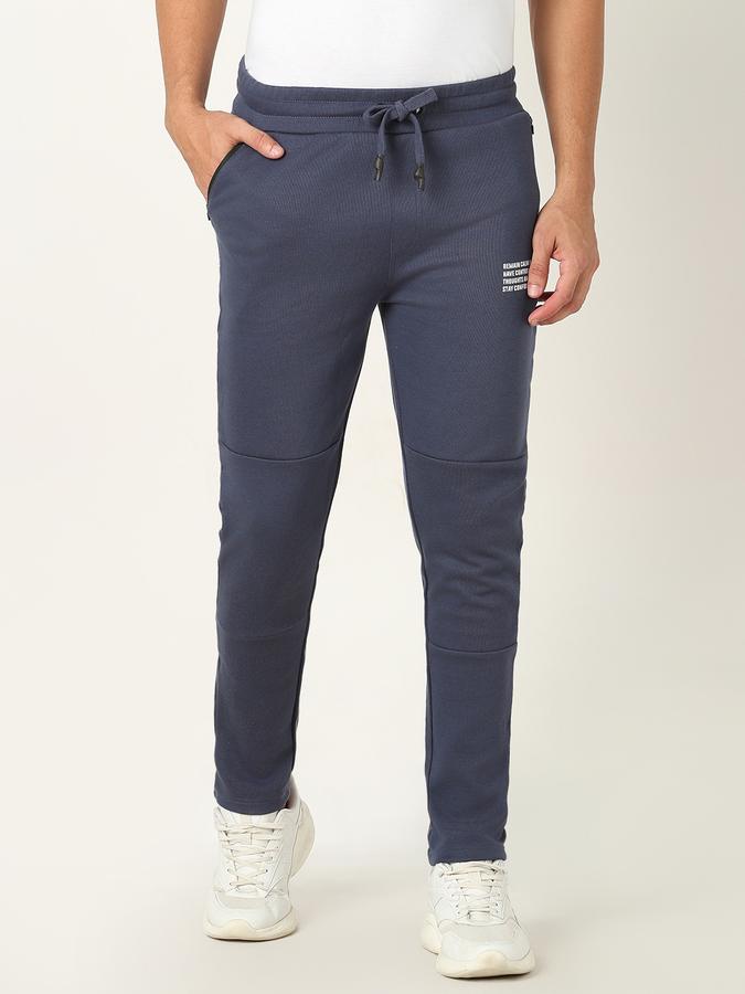 Men Straight Fit Flat-Front Trousers image number 0