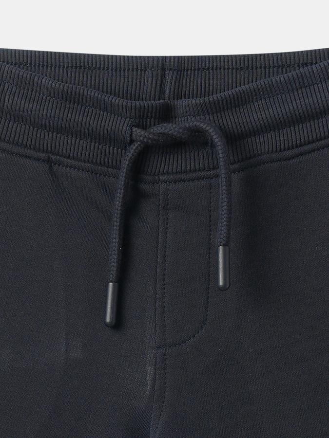 Boys Graphic Print Regular Fit Shorts with Insert Pockets image number 3