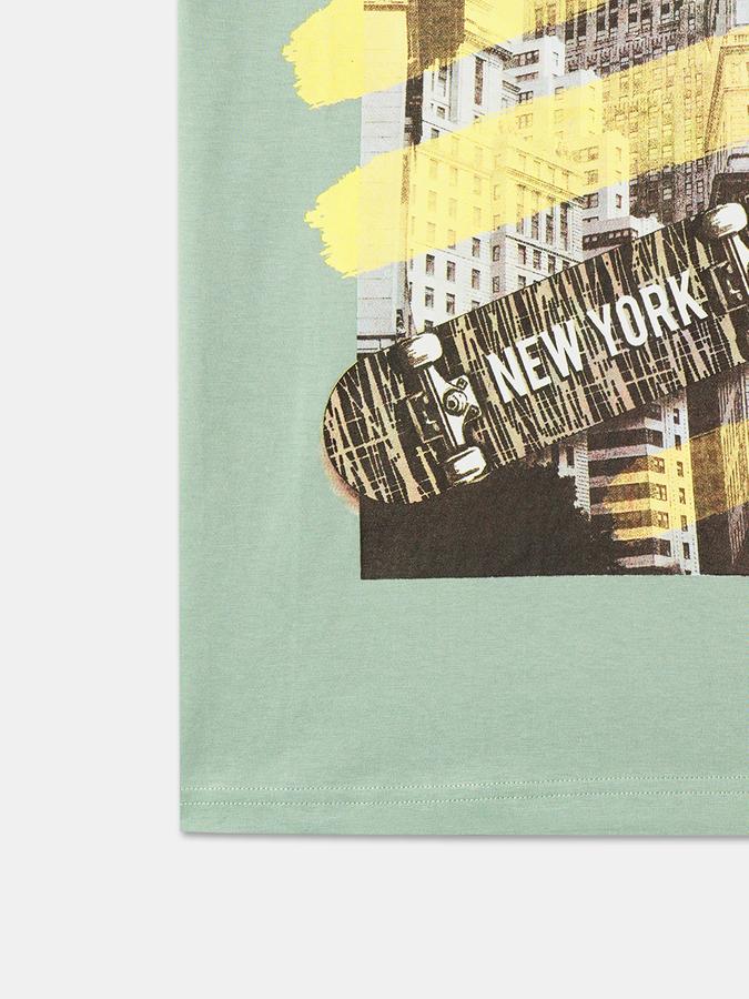 Boys Graphic Print Round-Neck T-Shirt image number 3