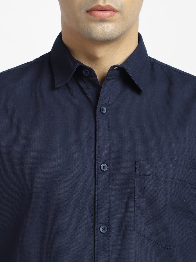 Men Cotton Regular Fit Point Collar Solid Shirt