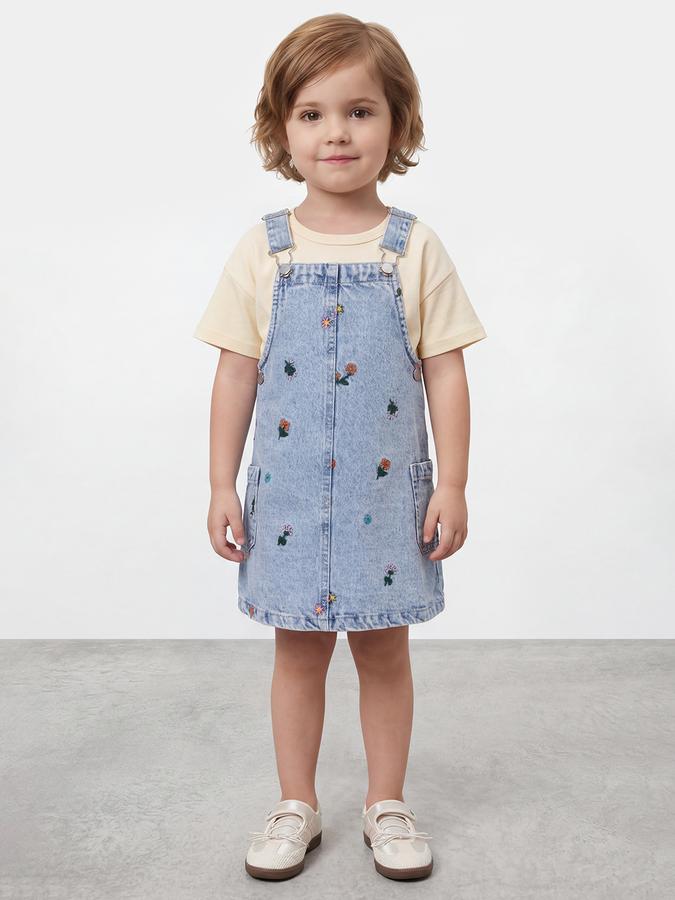 R&B Girl Blue &amp; Beige Regular Fit Floral Pure Cotton Dungaree