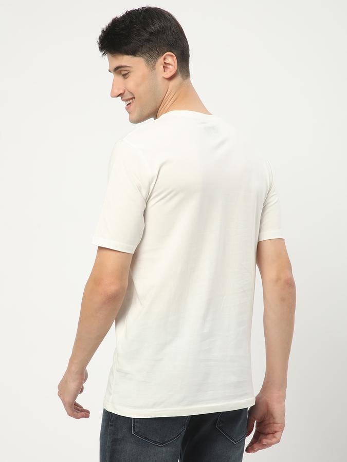 Men Typographic Print Regular Fit Crew-Neck T-Shirt image number 2