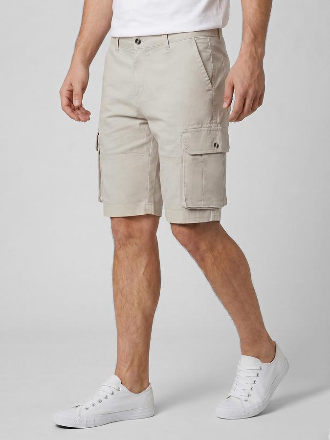 R&B Off White Men Knee Length Mid-Rise Relaxed Fit Shorts