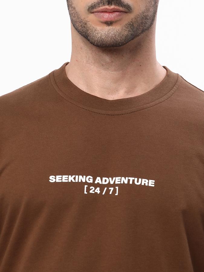 Men Regular Fit Typographic Print Round-Neck Sweatshirt image number 3