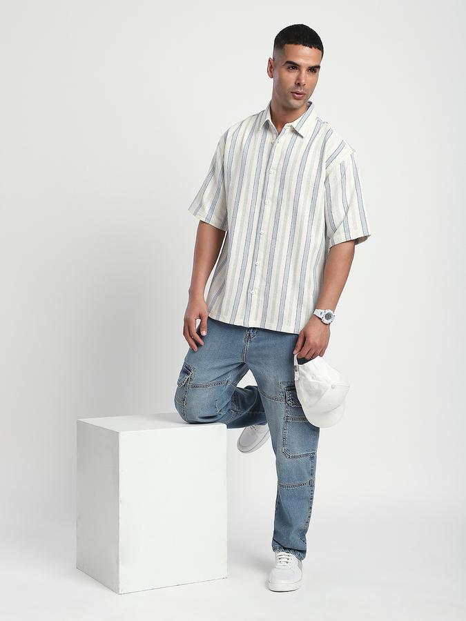 Men Cotton Blend Regular Fit Point Collar Striped Shirt