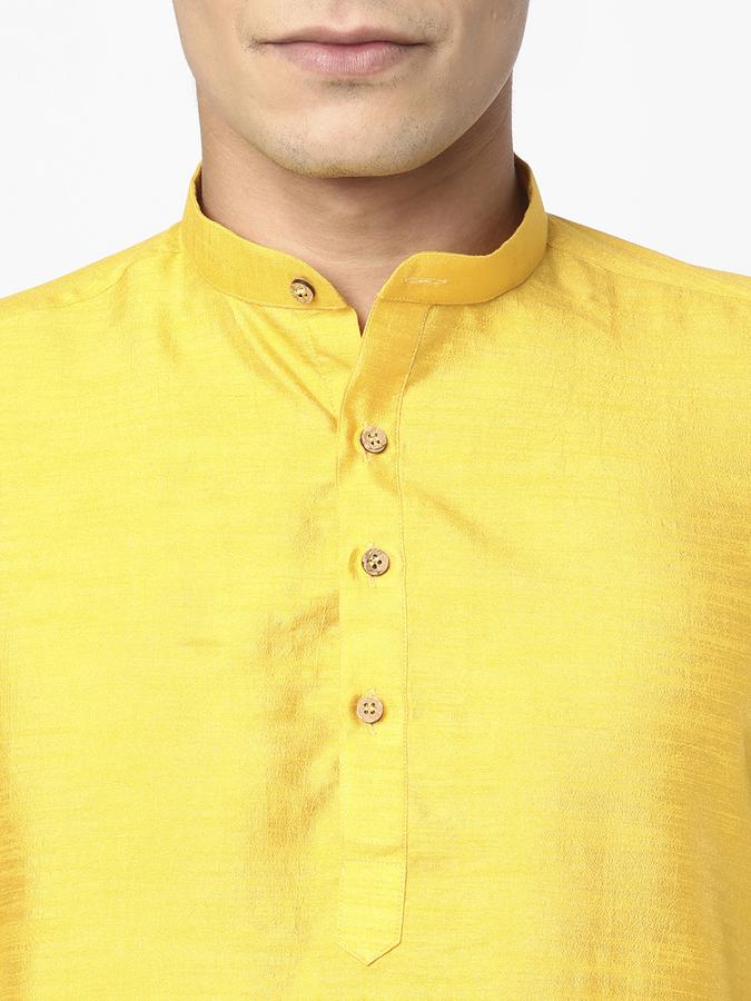 R&B Men Yellow Kurtas image number 3