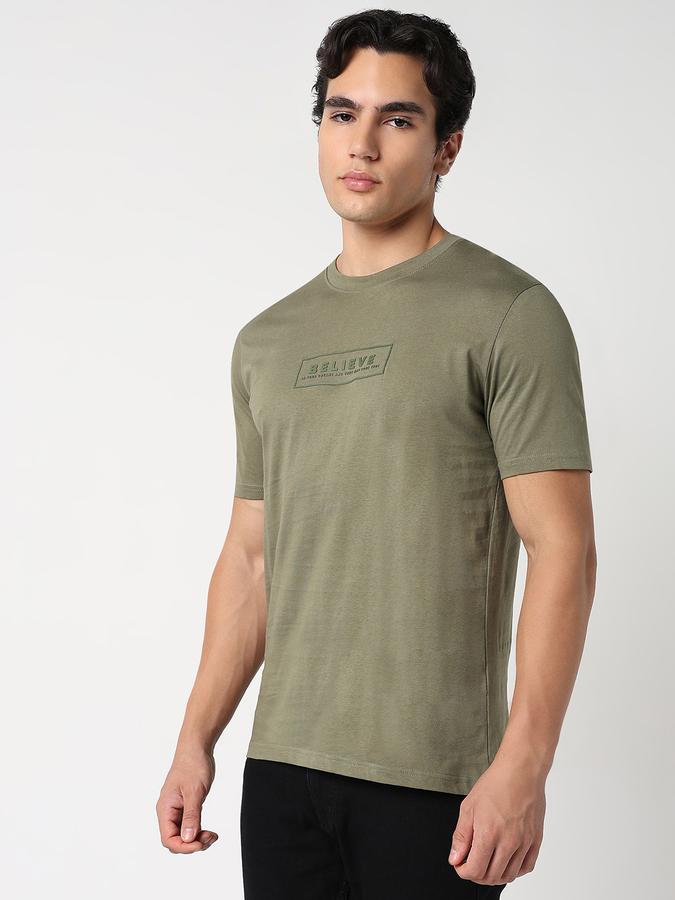 Solid Men Round Neck T-Shirt  image number 2