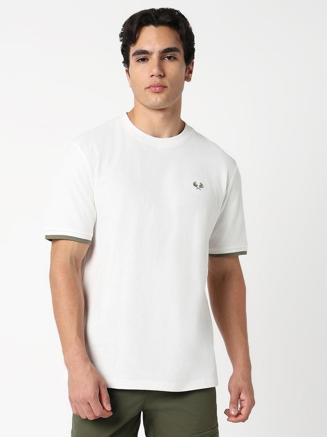 Self Design Men Round Neck T-Shirt  image number 0