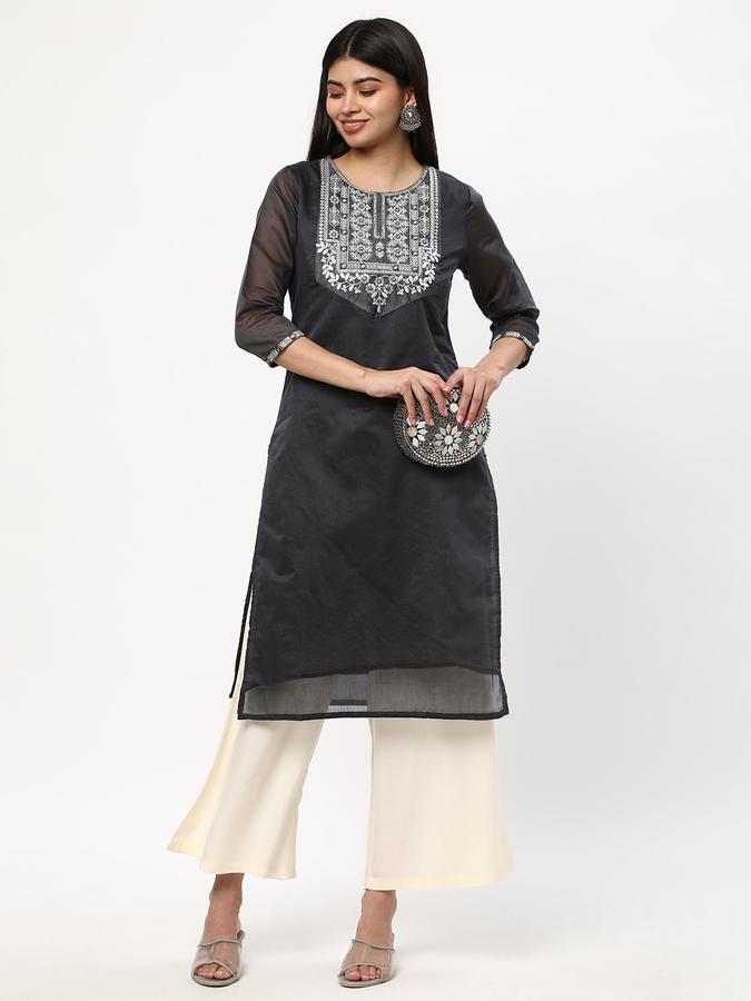 Women Polyester Regular Fit Round Neck Embellished Kurta