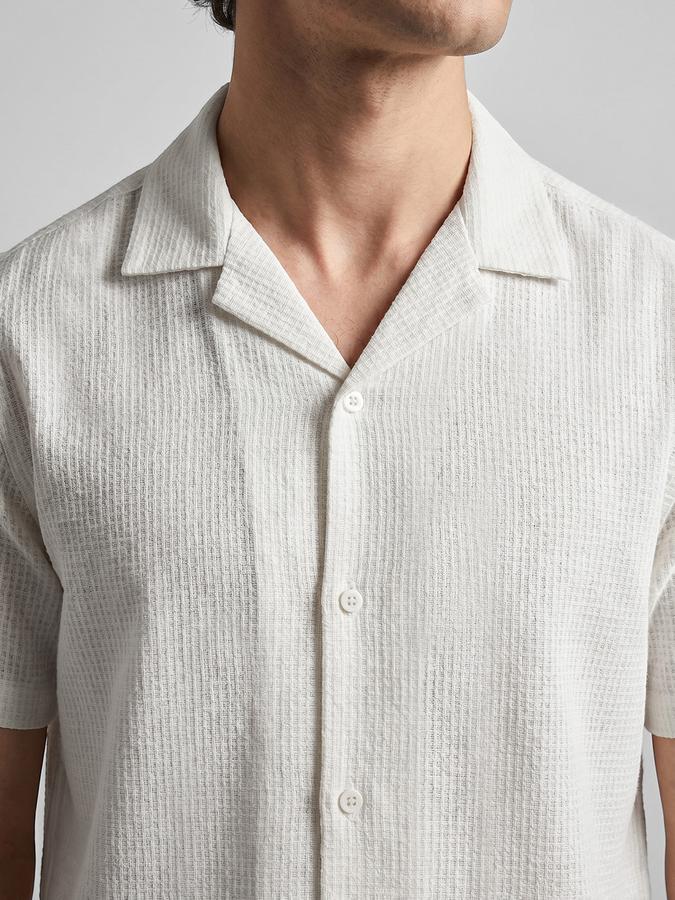 R&B Ivory Textured Men Cuban Collar Short Sleeves Shirt