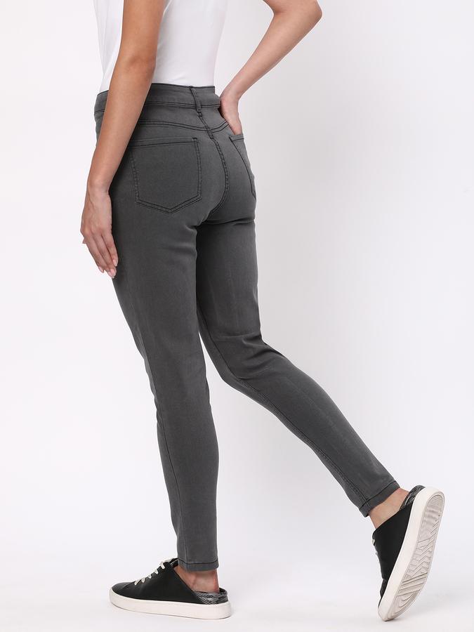 Dyed/Washed Jeans image number 2