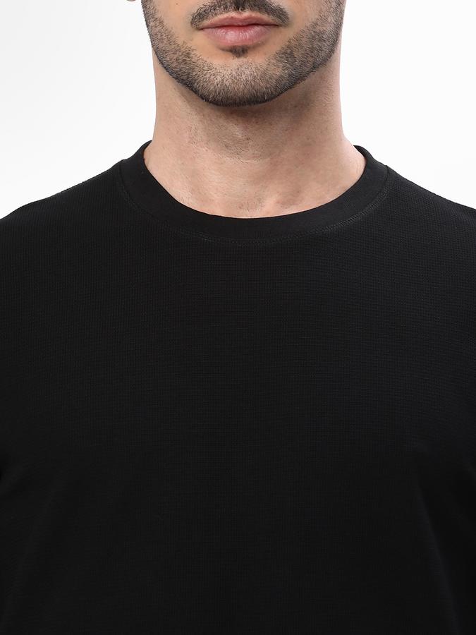R&B Men's Solid Full Sleeve Structured T-Shirt image number 3