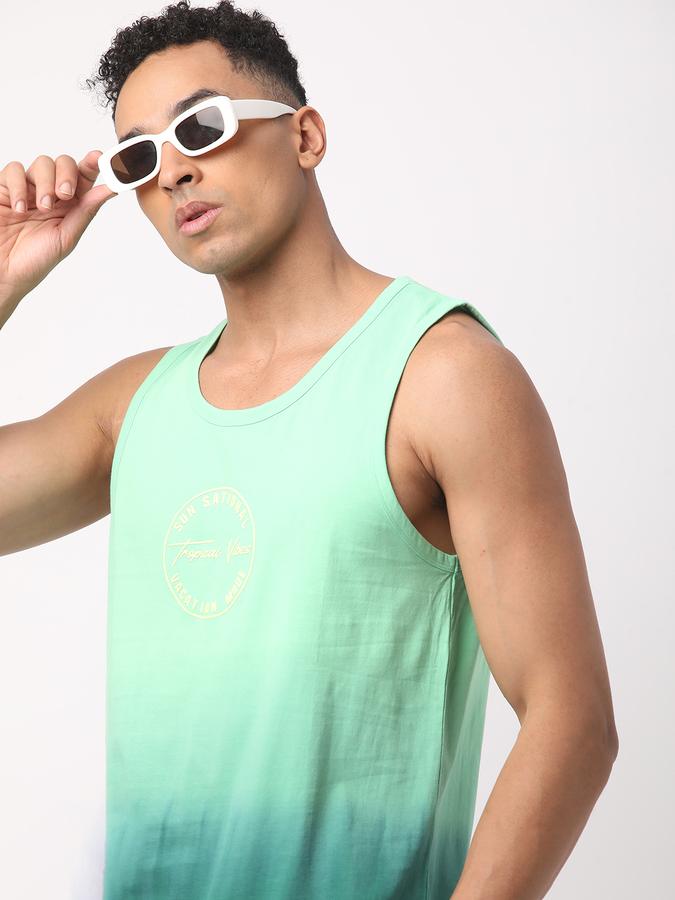 Men Ombre-Dyed Sleeveless Vest data-index=