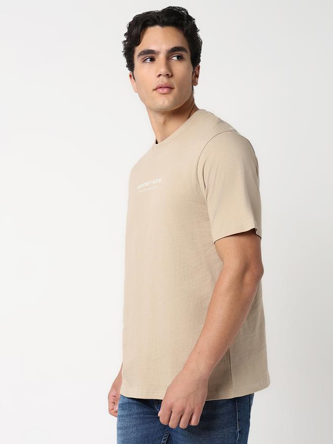 Solid Men Round Neck T-Shirt image number 2