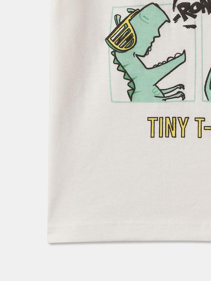 Boys Graphic Print T-shirt image number 3