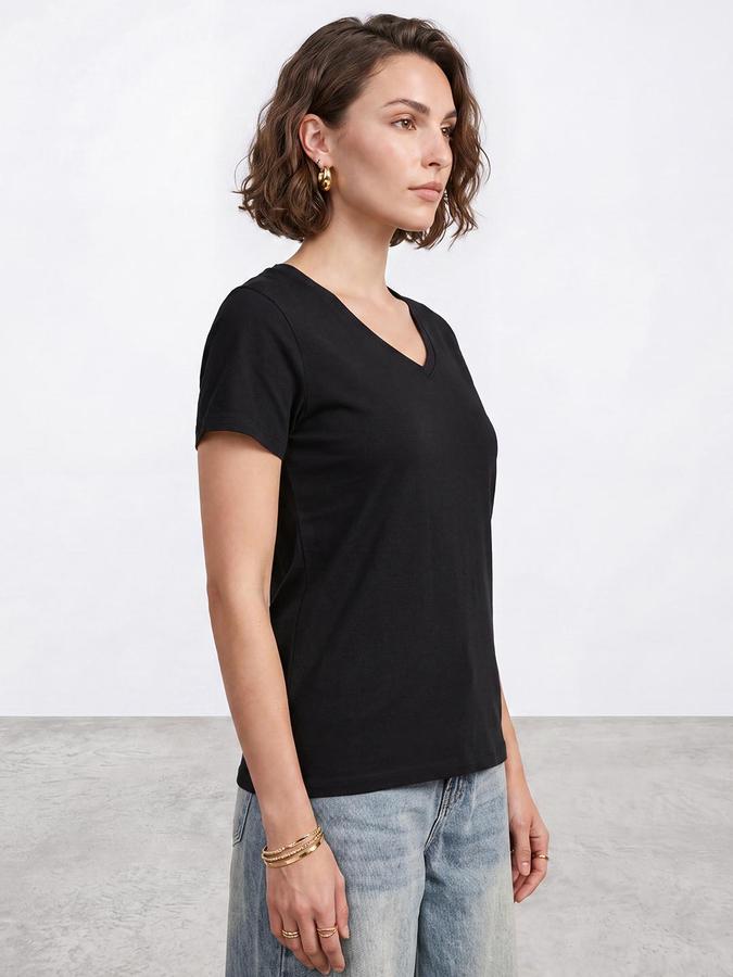 R&B Women Black Short Sleeve V Neck Solid T-Shirt