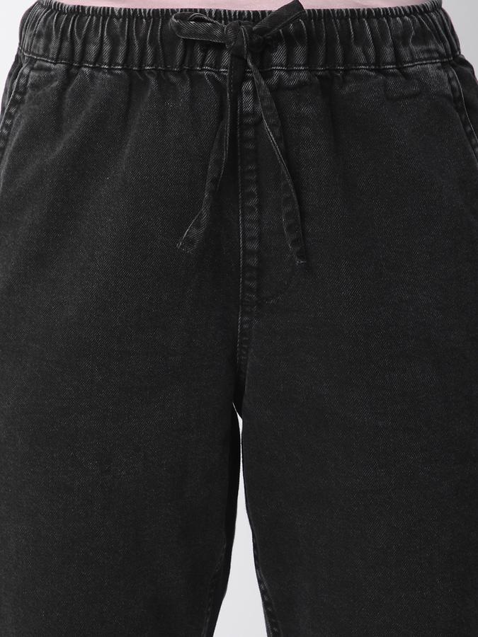 Loose Fit Women Jeans image number 3