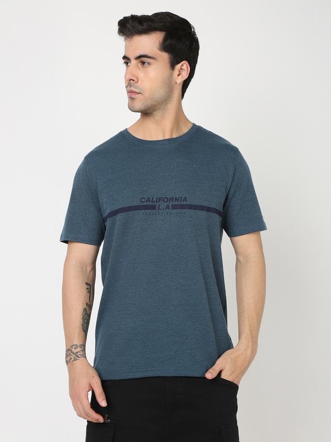 Men Typographic Print Regular Fit Crew-Neck T-Shirt image number 0