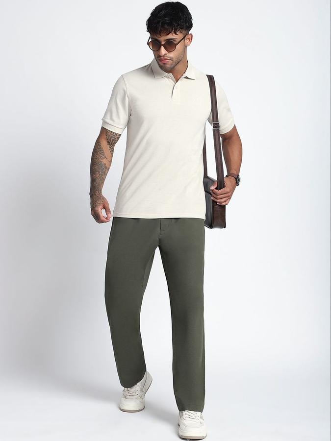 R&B Men Olive Solid Relaxed Fit Trousers