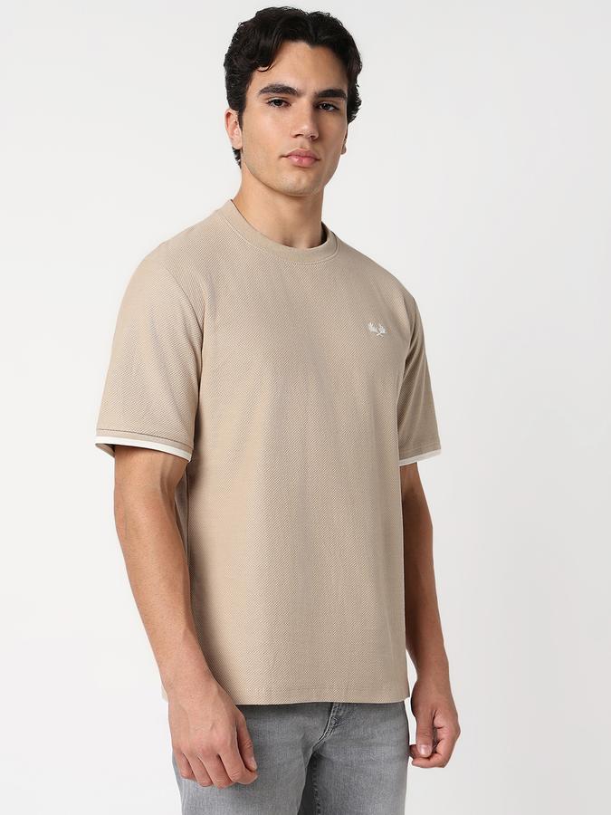Self Design Men Round Neck T-Shirt image number 1