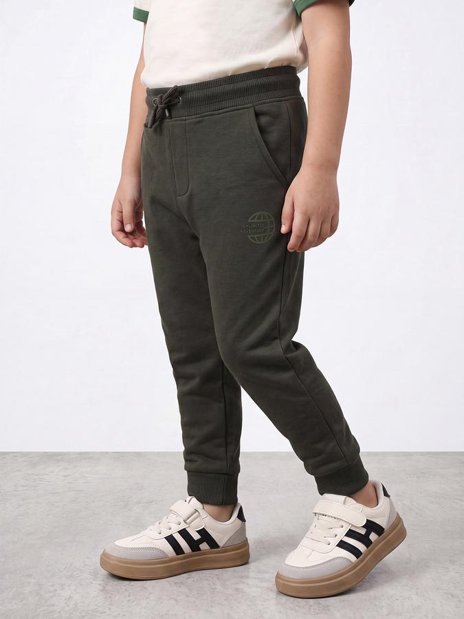 R&B Boys Olive Printed Pure Cotton Mid Rise Joggers