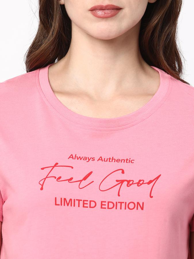Women Graphic Print Round Neck T-Shirt image number 3