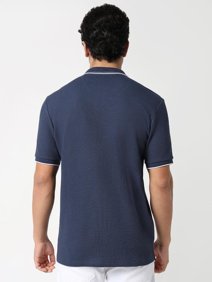 Self Design Men Peter Pan Collar T-Shirt image number 3