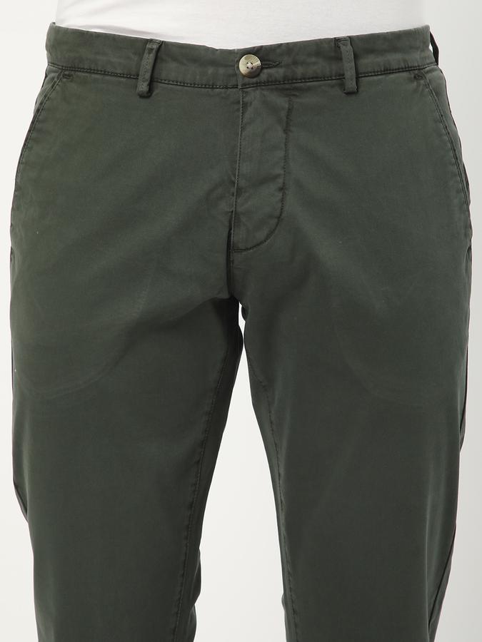 Men Slim Fit Flat-Front Trousers image number 3
