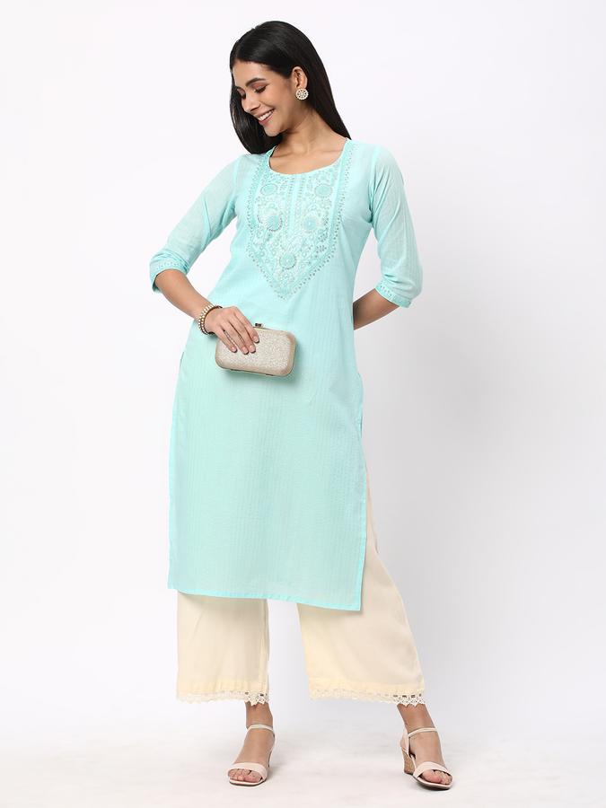 Women Cotton Blend Regular Fit Scoop Neck Embroidered Kurta
