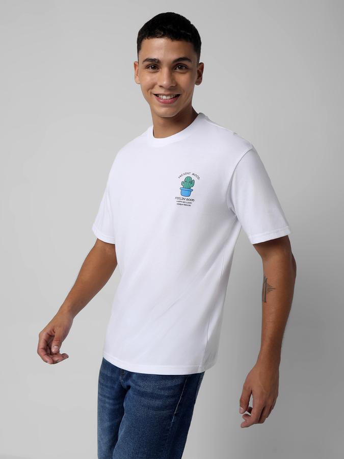 Men Cotton Blend Oversized Fit Crew Neck Graphic T-shirt