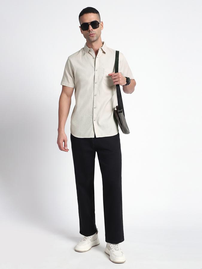 Men Cotton Regular Fit Point Collar Solid Shirt