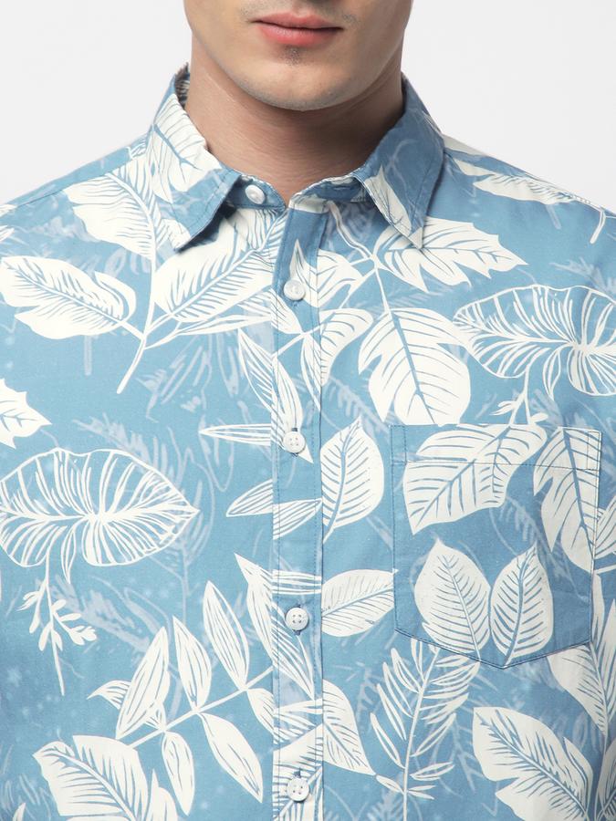 Men Cotton Regular Fit Point Collar Printed Shirt