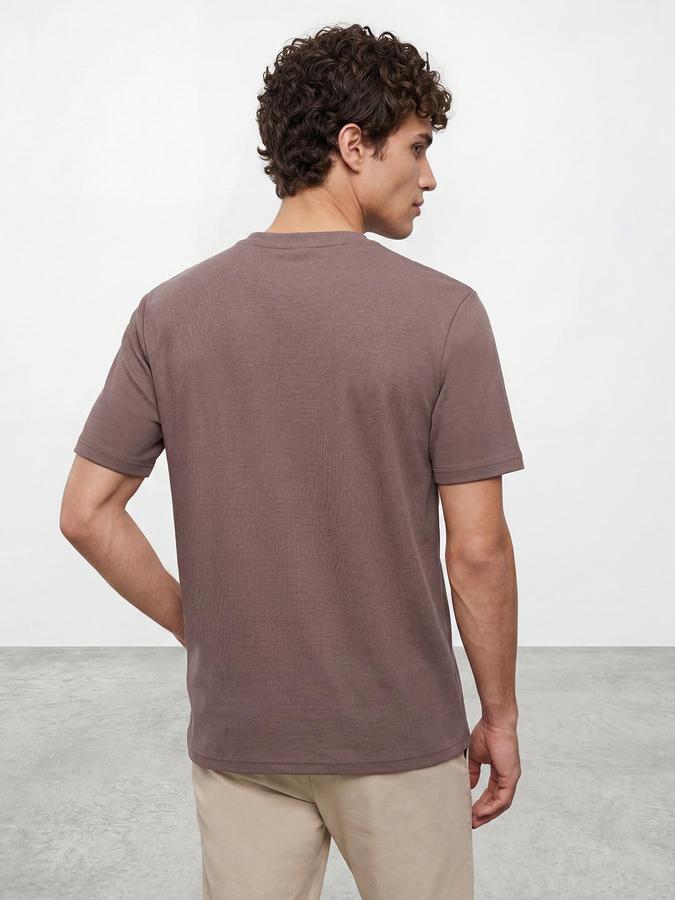 R&B Mauve Men Printed Short Sleeves Tshirt