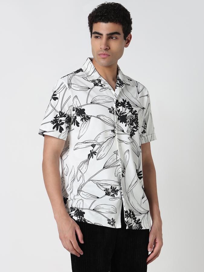 Men Printed Casual Shirt image number 2
