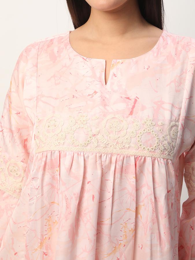 Women Ethnic Printed Kurtas image number 3