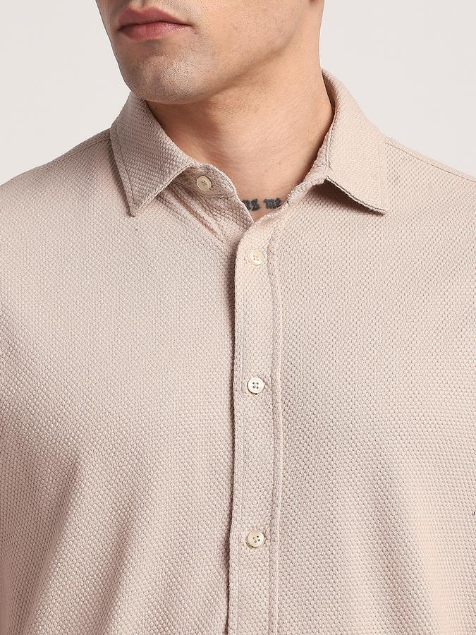 Men Cotton Regular Fit Point Collar Solid Shirt