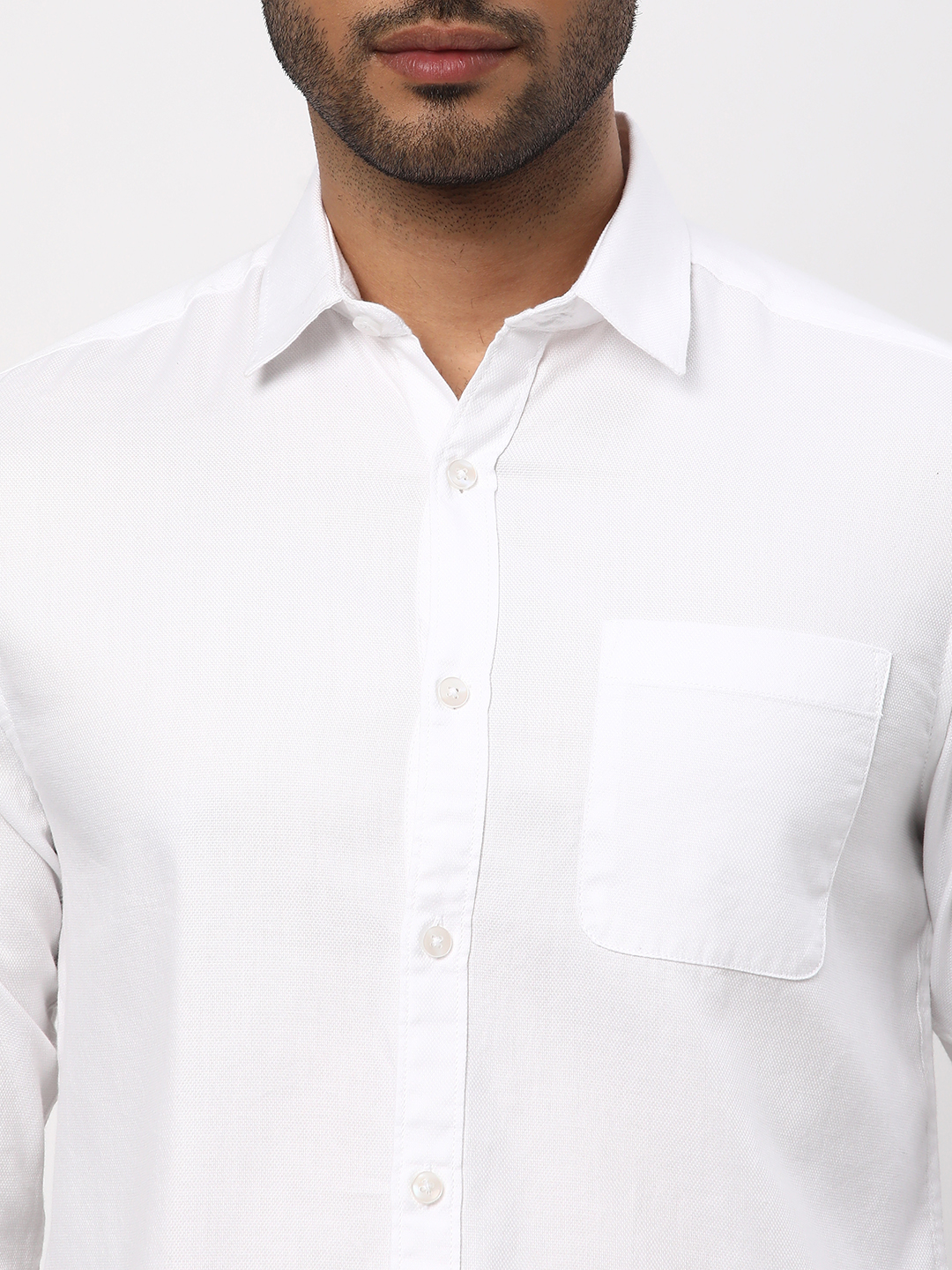 Men Checked Regular Fit Shirt image number 3