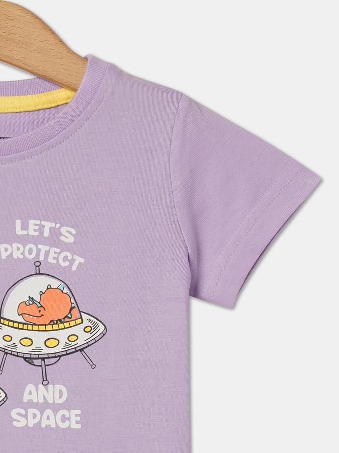 Boys Graphic Print Round-Neck T-Shirt image number 2