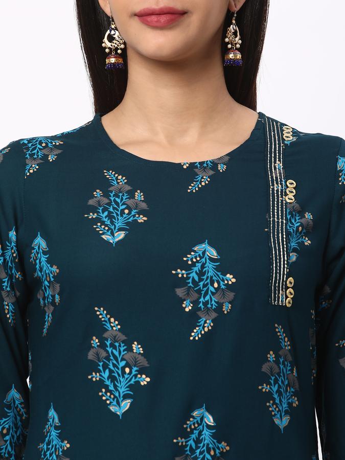 R&B Women Blue Kurtas image number 3