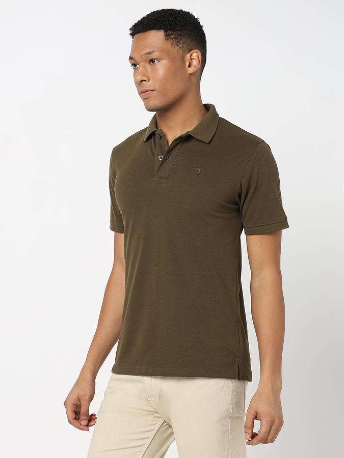 Men T-Shirt with Polo Collar image number 2