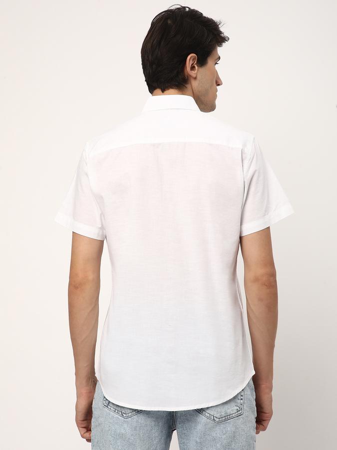Men Regular Fit Cutaway Collar Shirt image number 2