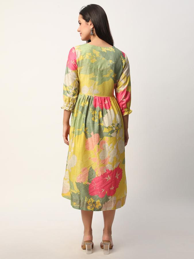 Women Floral Regular Fit Kurta image number 2
