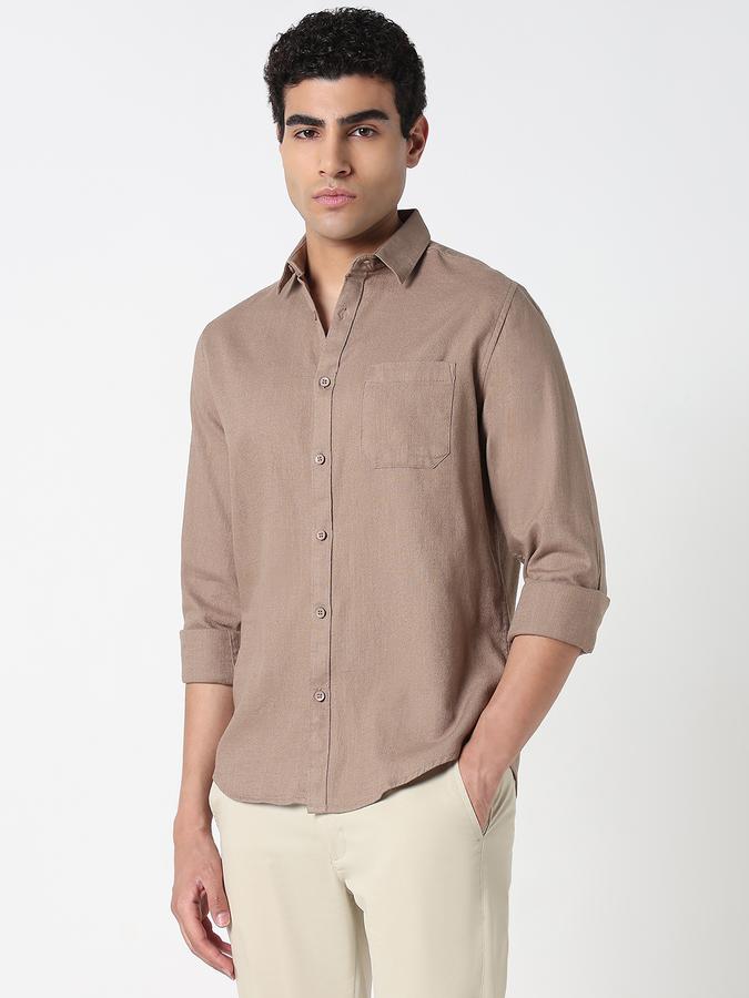 Men Solid Casual Shirt image number 3
