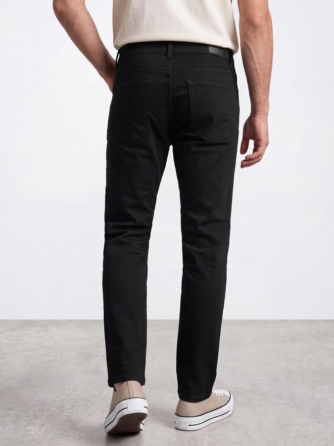 R&B Men Black Carrot Fit Mid-Rise Denim Jeans
