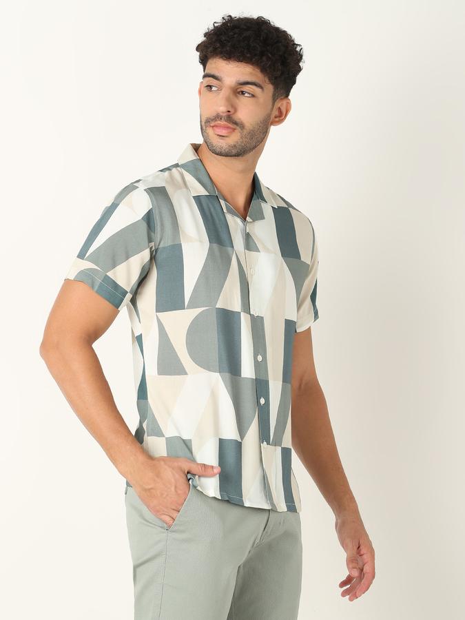Cuban Collar Shirt with Short Sleeves image number 2
