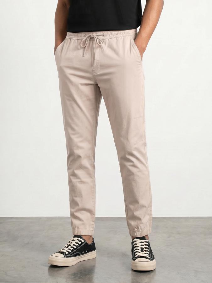 R&B Mens Beige Slim Fit Solid Mid Rise Trousers