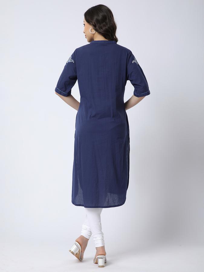 Women Cotton Regular Fit Mandarin Collar Embroidered Kurta
