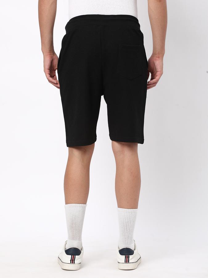 Men Regular Fit Shorts with Insert Pockets image number 2