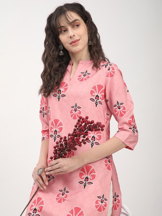 Women's regular fit casual pink floral butta printed kurta with 3/4th sleeves 