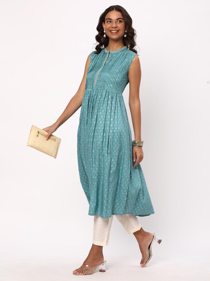 R&B Women Blue Kurtas image number 1